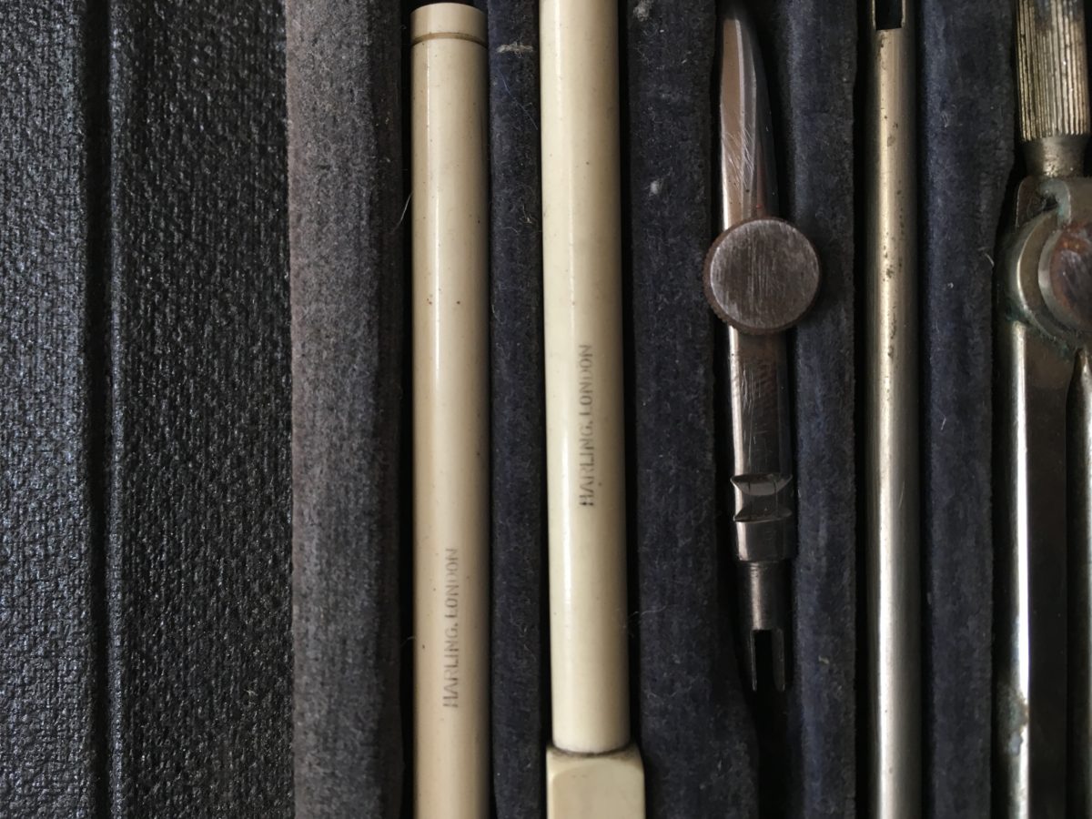 Compass Set P2043 (Harling)
