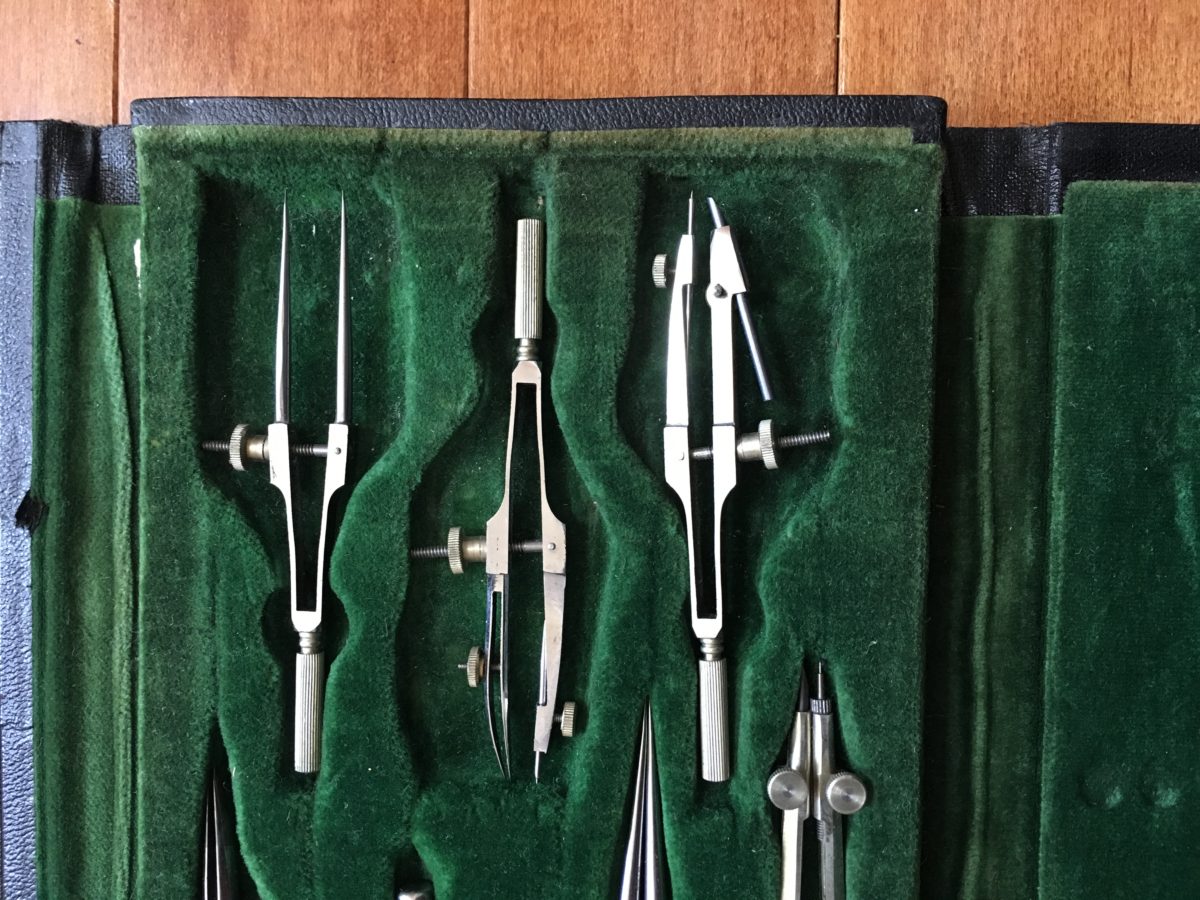 Compass Set P2056